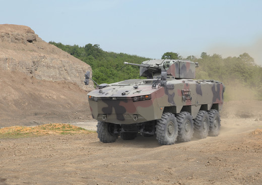 1753341 (a): :3000x2108